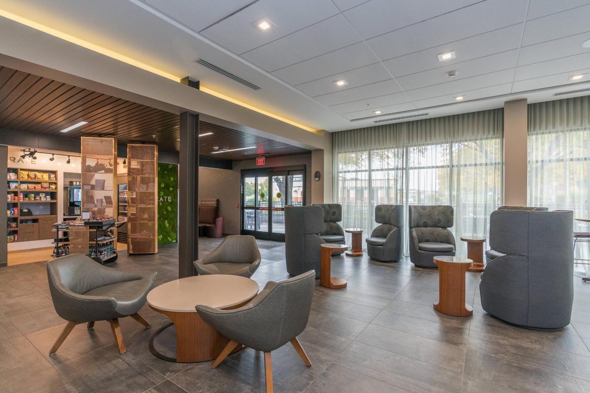 Courtyard By Marriott West Springfield Hotel Eksteriør billede